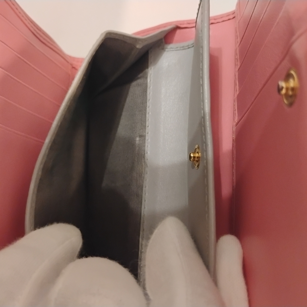 Miu Miu Medium Wallet - Pink Leather w/Gray Bow Detail - Picture 8 of 11